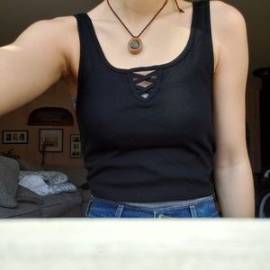 Black tank cropped top
